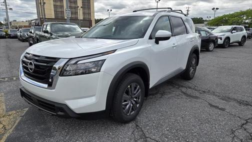 2025 Nissan Pathfinder SV 4WD