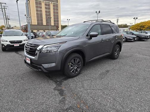 2025 Nissan Pathfinder SV 4WD