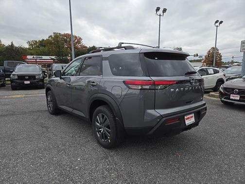 2025 Nissan Pathfinder SV 4WD