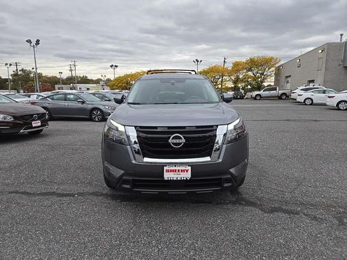 2025 Nissan Pathfinder SV 4WD