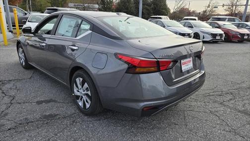2025 Nissan Altima S FWD