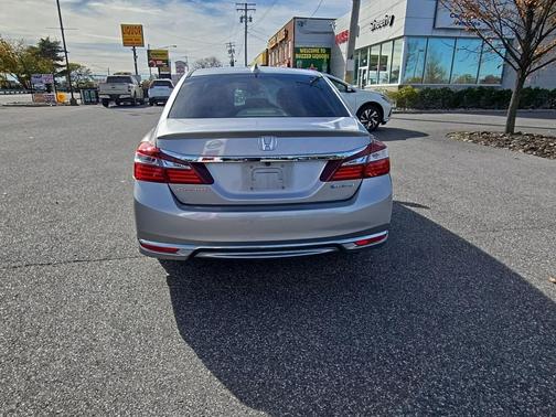 2017 Honda Accord Hybrid EX-L