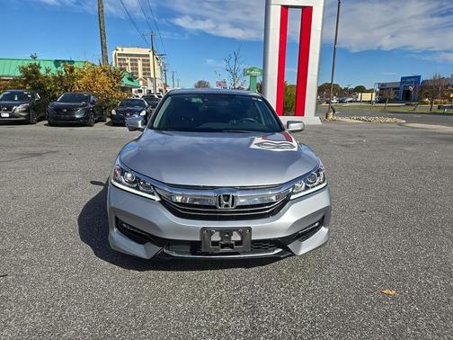 2017 Honda Accord Hybrid EX-L