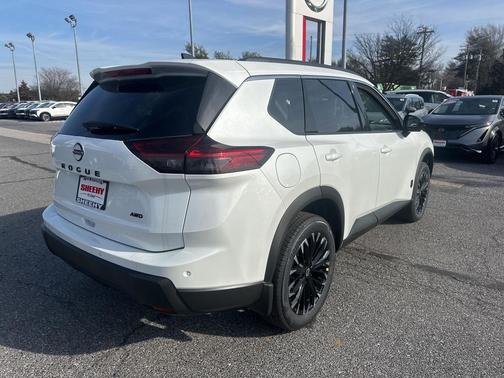 2026 Nissan Rogue Dark Armor