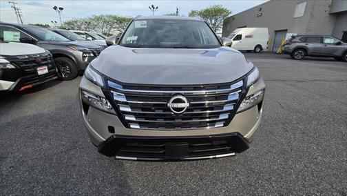 2025 Nissan Rogue Platinum