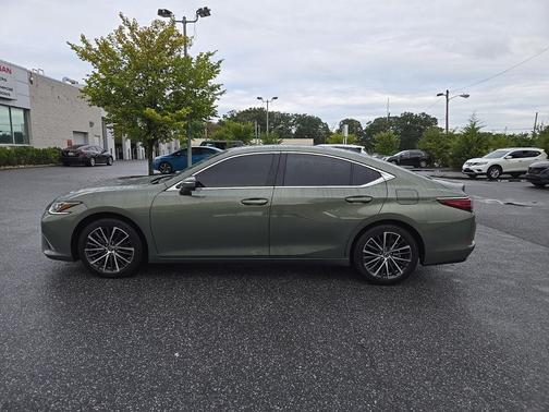 2025 Lexus ES 350 Base