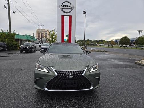 2025 Lexus ES 350 Base