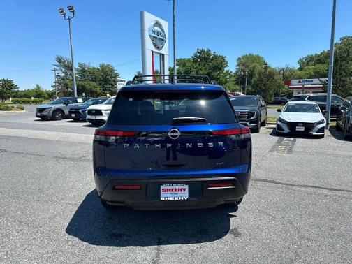 Deep Ocean Blue Pearl 2026 Nissan Pathfinder SV