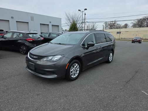 2021 Chrysler Voyager LXI