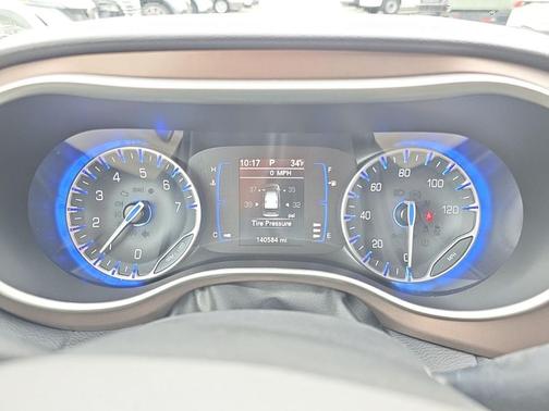 Granite Crystal Metallic Clearcoat 2021 Chrysler Voyager LXI