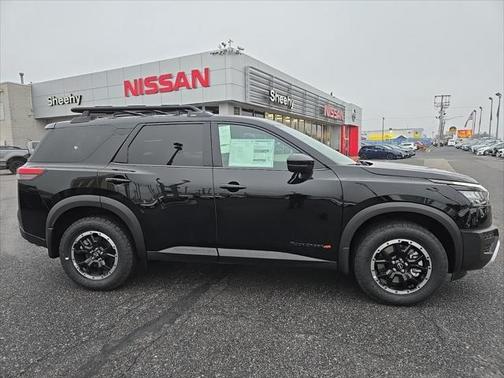 2025 Nissan Pathfinder Rock Creek 4WD