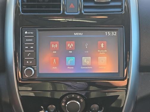 2018 Nissan Versa 1.6 SV