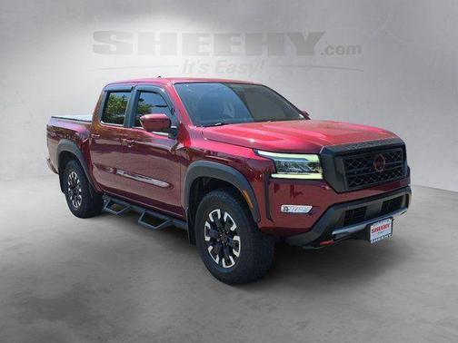 Cardinal Red Metallic Tricoat 2024 Nissan Frontier PRO-4X