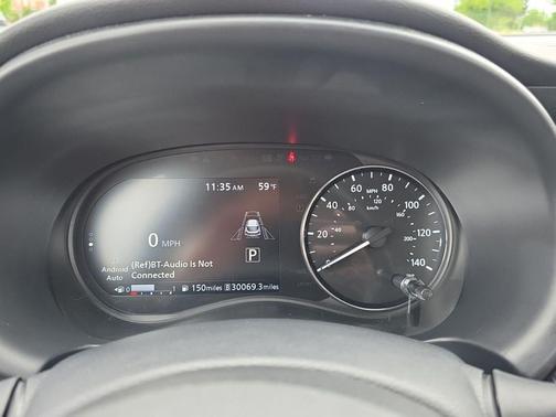 Scarlet Ember Tintcoat/Super Black 2023 Nissan Kicks SR