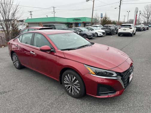 2023 Nissan Altima 2.5 SV