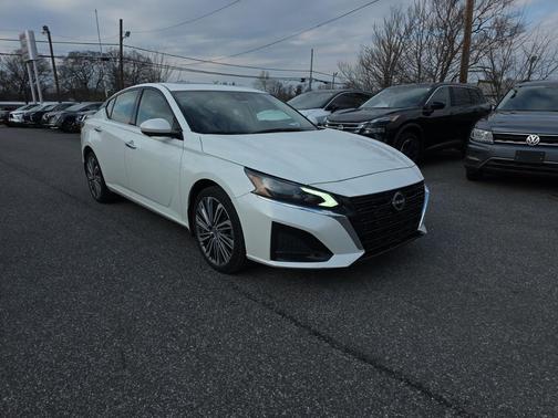 2023 Nissan Altima 2.5 SL