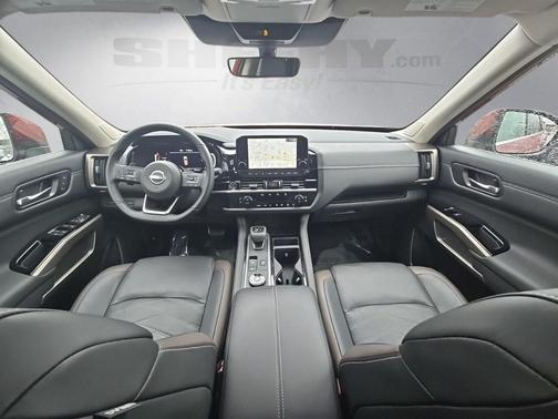 2023 Nissan Pathfinder Platinum 4WD