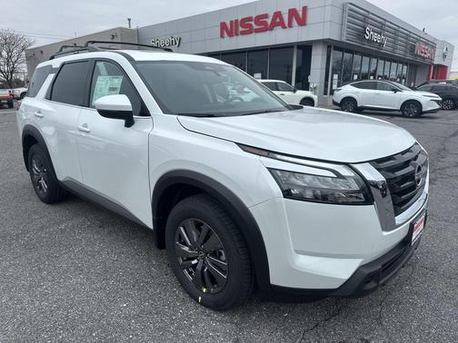 2025 Nissan Pathfinder SV 4WD