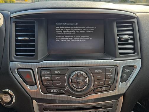 2018 Nissan Pathfinder SL