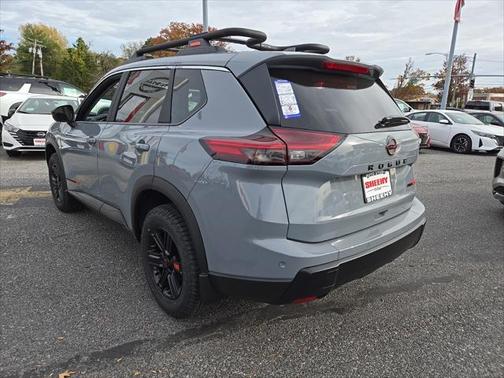 2025 Nissan Rogue Rock Creek