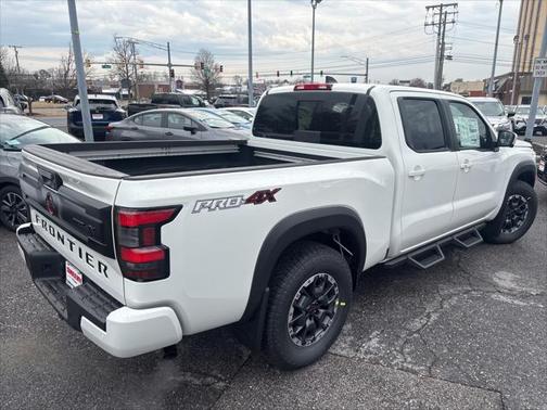 2025 Nissan Frontier PRO-4X