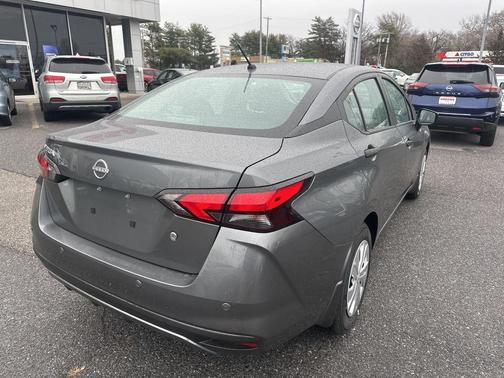 2025 Nissan Versa 1.6 S