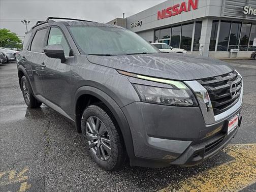 2025 Nissan Pathfinder SV 4WD