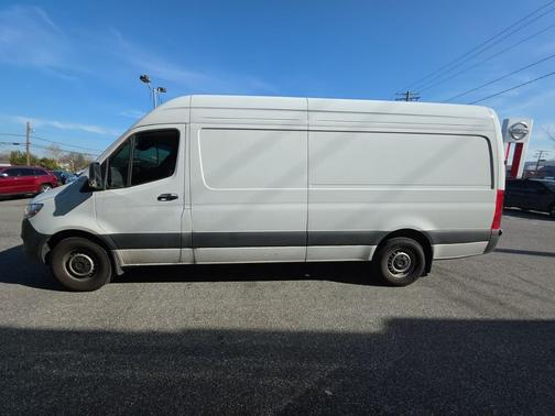 2024 Mercedes-Benz Sprinter 2500 High Roof