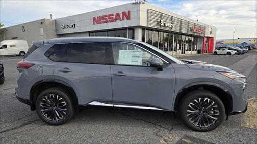 2025 Nissan Rogue Platinum