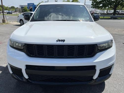 2022 Jeep Grand Cherokee L Altitude
