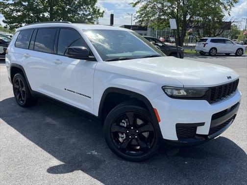2022 Jeep Grand Cherokee L Altitude