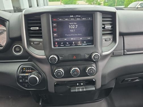 Patriot Blue Pearlcoat 2019 RAM 1500 Big Horn