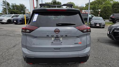 2025 Nissan Rogue Rock Creek