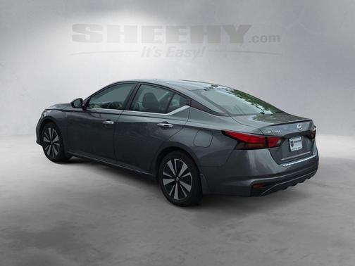 Gun Metallic 2022 Nissan Altima 2.5 SV