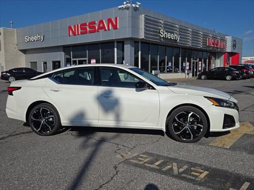 2025 Nissan Altima SR AWD