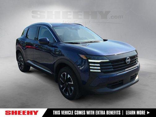 Deep Blue Pearl 2025 Nissan Kicks SR