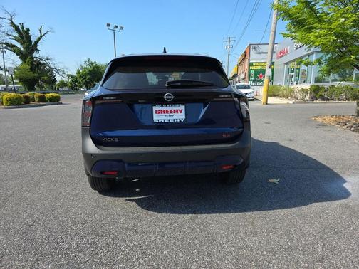 Deep Blue Pearl 2025 Nissan Kicks SR