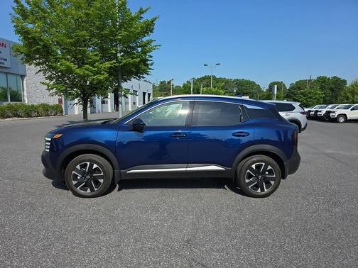 Deep Blue Pearl 2025 Nissan Kicks SR