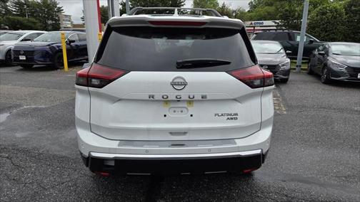 2025 Nissan Rogue Platinum