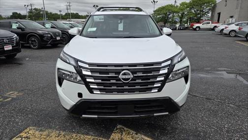2025 Nissan Rogue Platinum