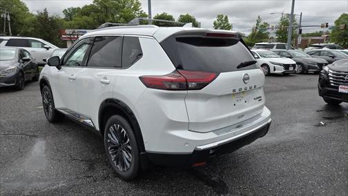 2025 Nissan Rogue Platinum