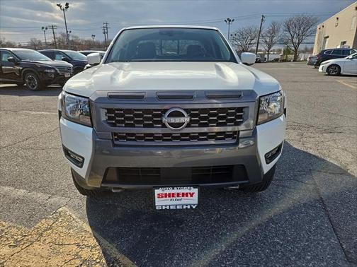 2025 Nissan Frontier SV