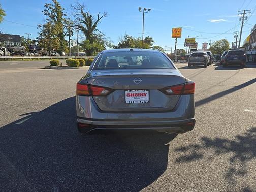2025 Nissan Altima S FWD