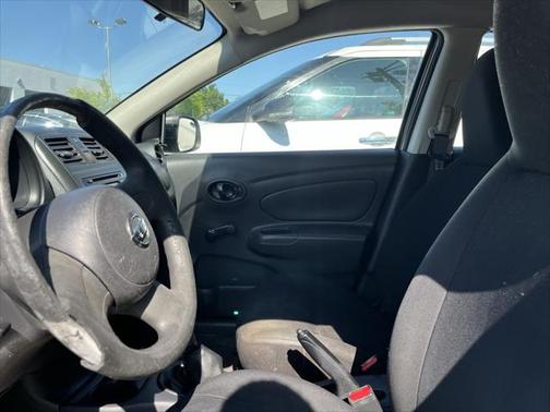 2013 Nissan Versa 1.6 S