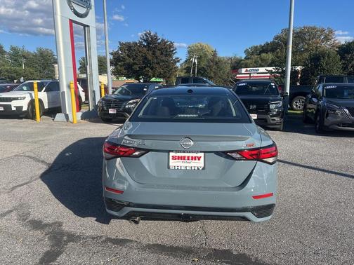 2025 Nissan Sentra SR