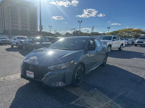 2025 Nissan Sentra SR