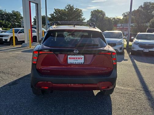 2026 Nissan Kicks SR