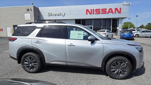2025 Nissan Pathfinder SV 4WD