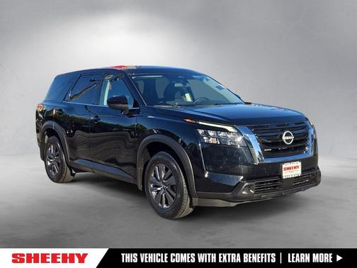 2023 Nissan Pathfinder S FWD