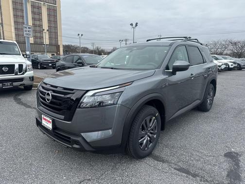 2025 Nissan Pathfinder SV 4WD